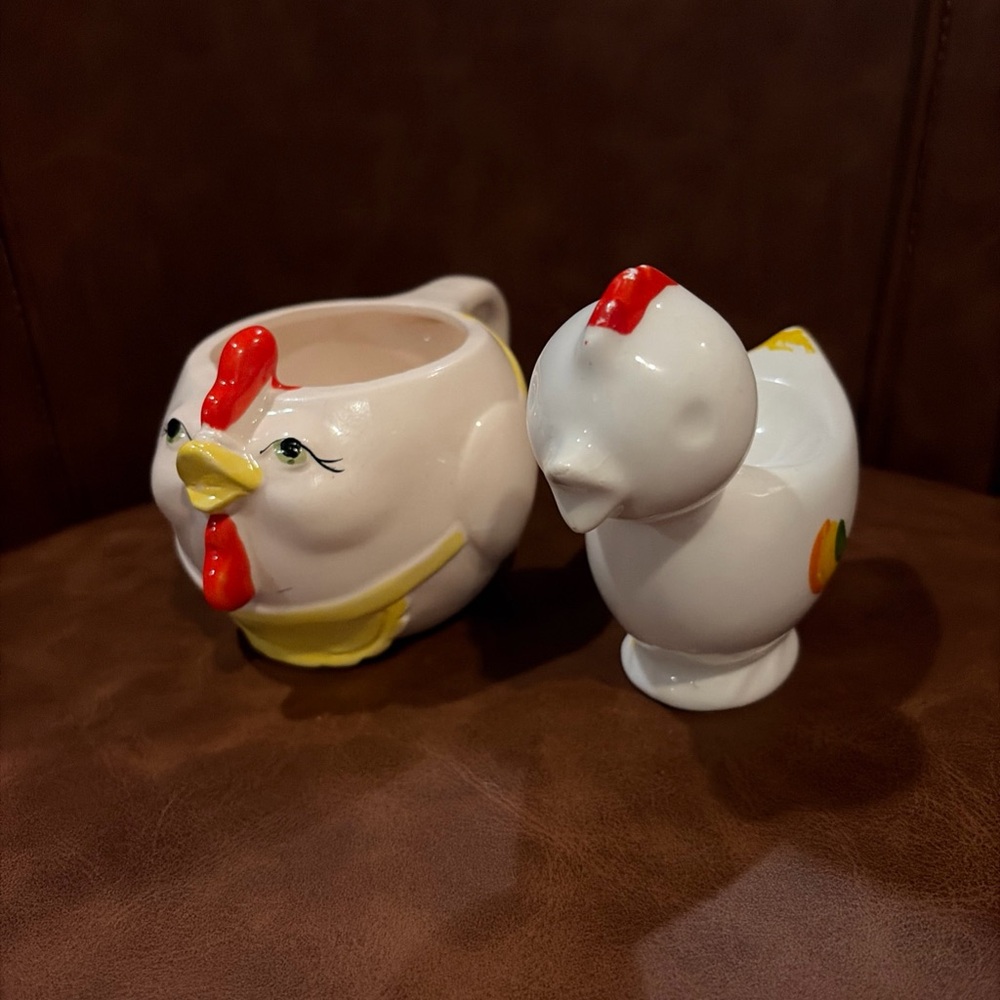 Vntg Anthropomorphic Chicken Hen Rooster Egg Cup  Separator Kitchen Farmhouse